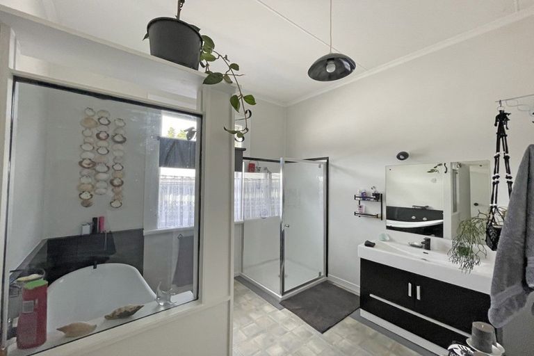 Photo of property in 50 Ormond Street, Woodville, 4920