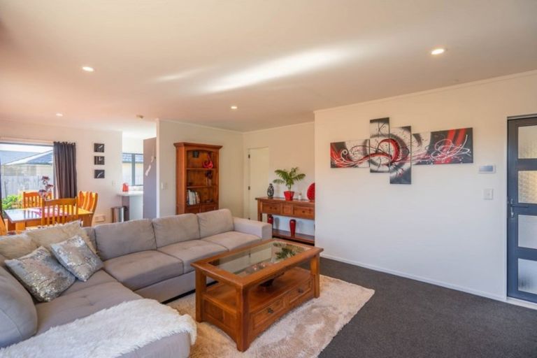 Photo of property in 47 Makarini Street, Paraparaumu, 5032