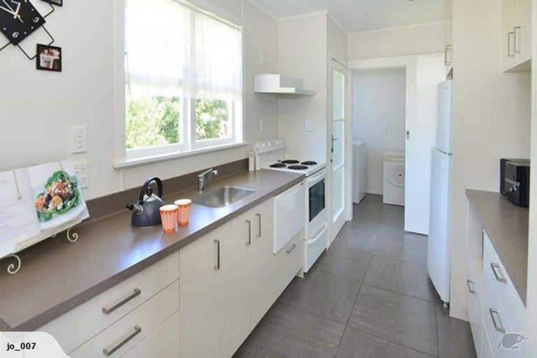 Photo of property in 11c Edinburgh Street, Tuakau, 2121