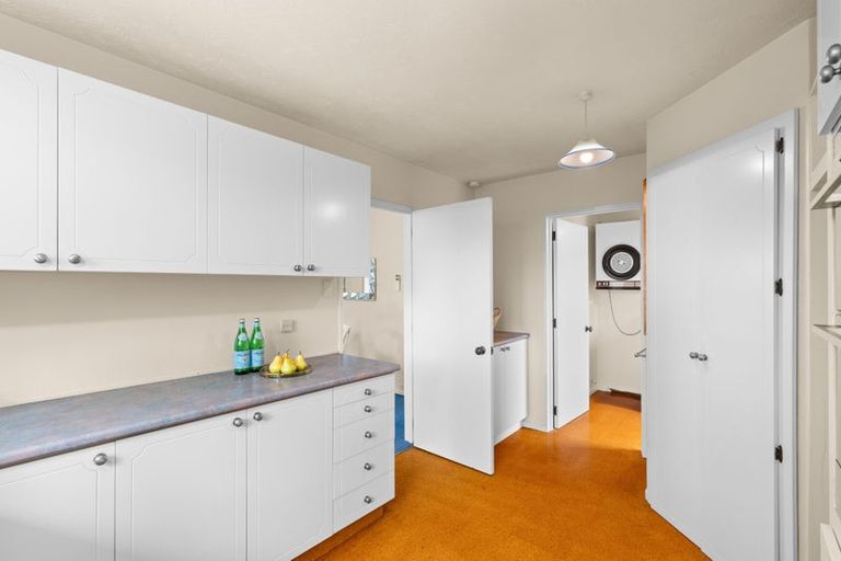 Photo of property in 2 Rubens Place, Burnside, Christchurch, 8053
