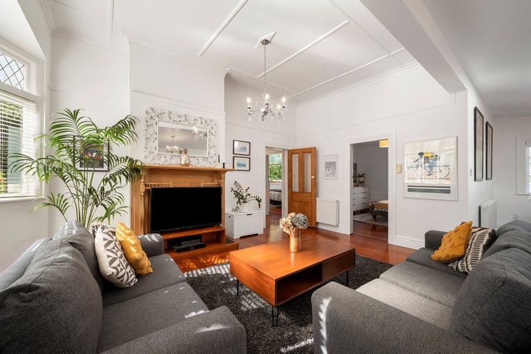 Photo of property in 51 Awarua Street, Ngaio, Wellington, 6035