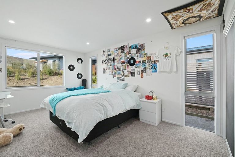 Photo of property in 24 Makomako Road, Wanaka, 9305