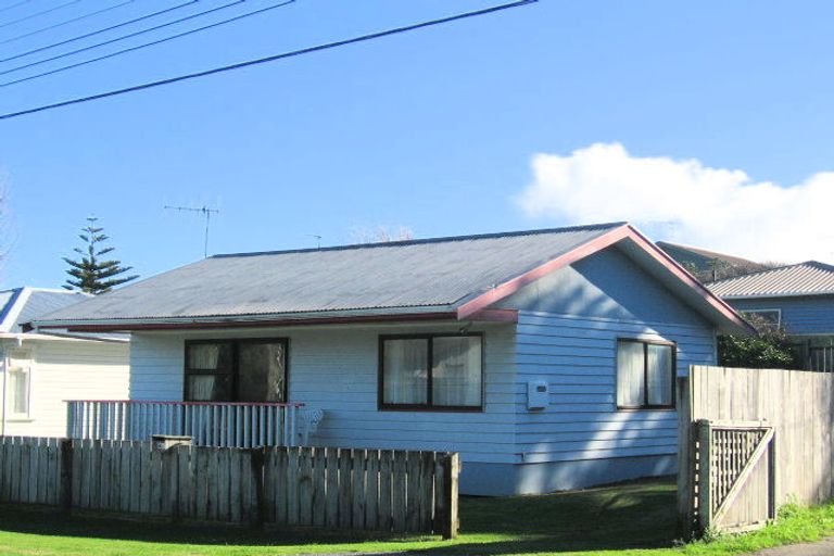 Photo of property in 9 Percival Road, Paraparaumu Beach, Paraparaumu, 5032