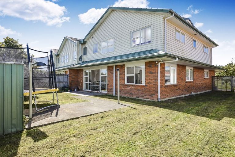 Photo of property in 12 Lime Crescent, Papakura, 2110