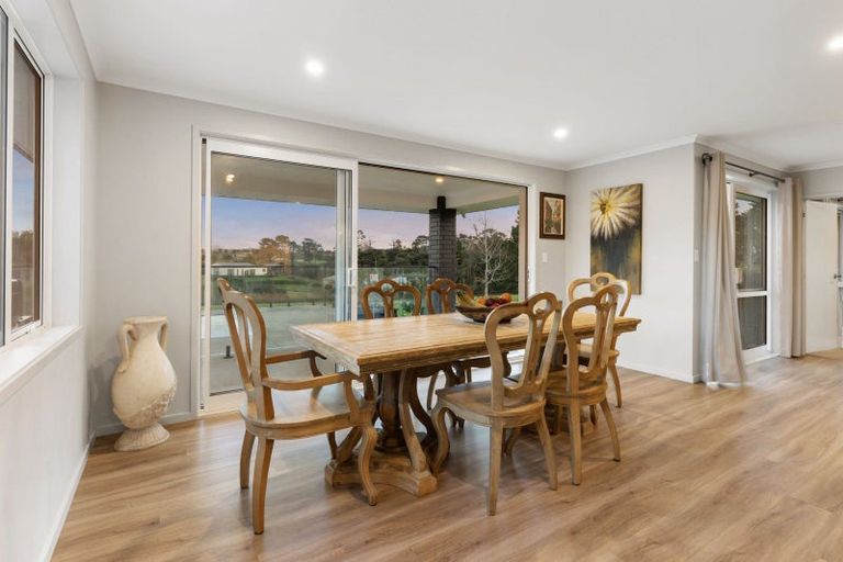 Photo of property in 43e Terry Smyth Drive, Kumeu, 0892