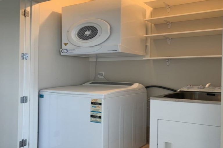 Photo of property in 21/11 Carlos Drive, Flat Bush, Auckland, 2016