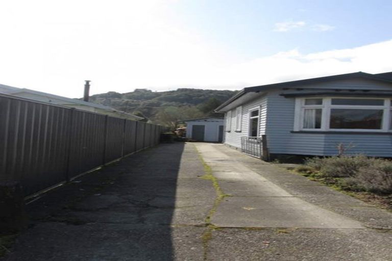 Photo of property in 39 Dick Street, Reefton, 7830