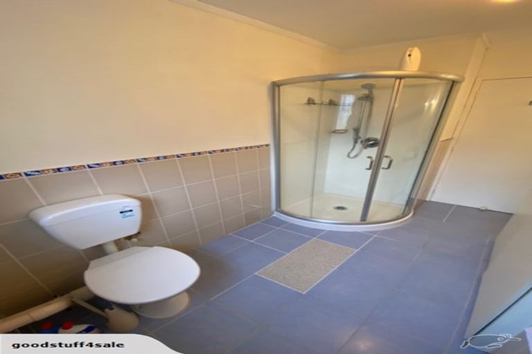 Photo of property in 6/38 Edmonton Road, Henderson, Auckland, 0612