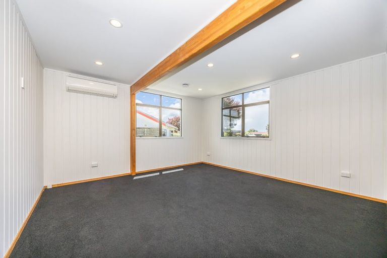 Photo of property in 50 Poaka Avenue, Dinsdale, Hamilton, 3204