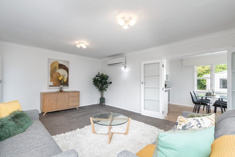 Photo of property in 6 Ruru Crescent, Heretaunga, Upper Hutt, 5018