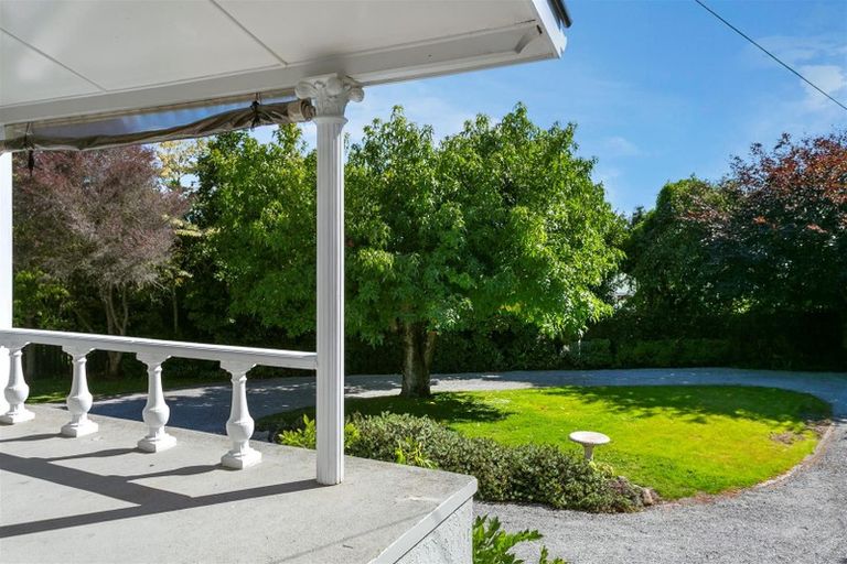 Photo of property in 1 Henry Hill Road, Taupo, 3330