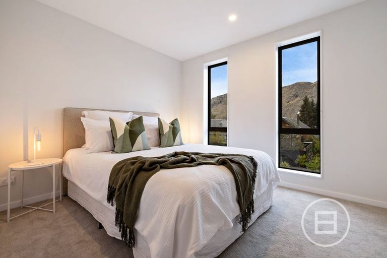 Photo of property in 3 Phoenix Lane, Arthurs Point, Queenstown, 9371