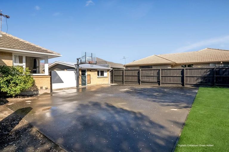 Photo of property in 10 Bellina Place, Broomfield, Christchurch, 8042