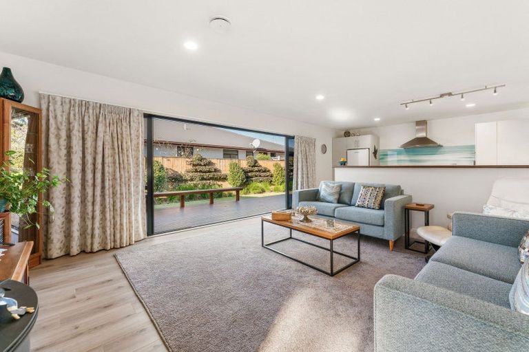 Photo of property in 6 Adler Drive, Ohauiti, Tauranga, 3112