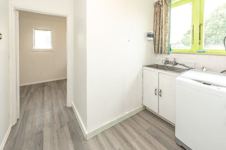 Photo of property in 40 Hussey Street, Waverley, 4510