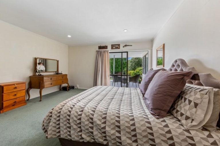 Photo of property in 5 Coles Road, Tuakau, 2121