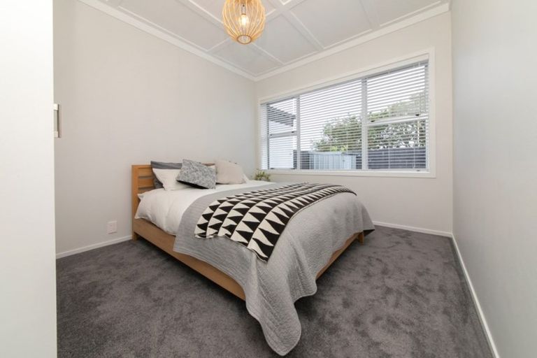 Photo of property in 87 Nikau Street, New Lynn, Auckland, 0600