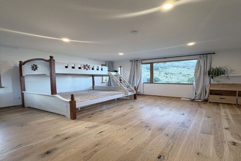 Photo of property in 2 Endeavour Place, Lyttelton, 8082