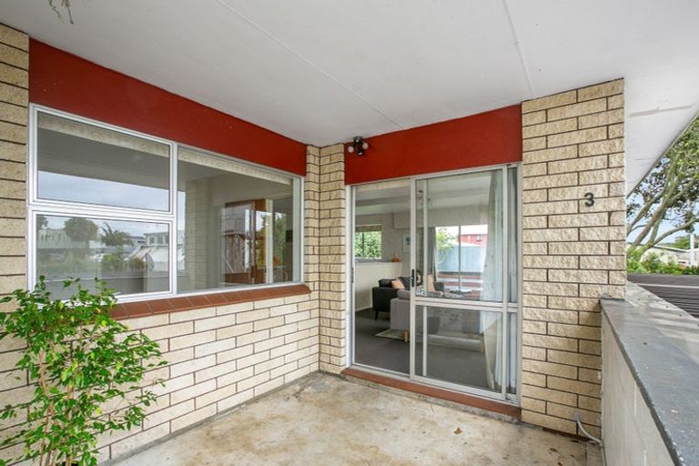 Photo of property in 1/194 Powderham Street, New Plymouth, 4310