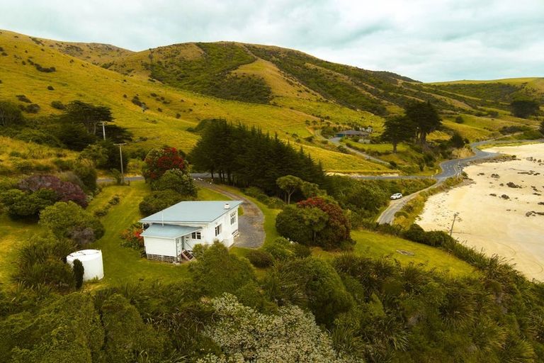Photo of property in 523 The Nuggets Road, Ahuriri Flat, Kaka Point, 9271
