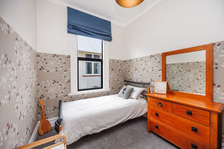 Photo of property in 9 Kingswood Street, Takaro, Palmerston North, 4412