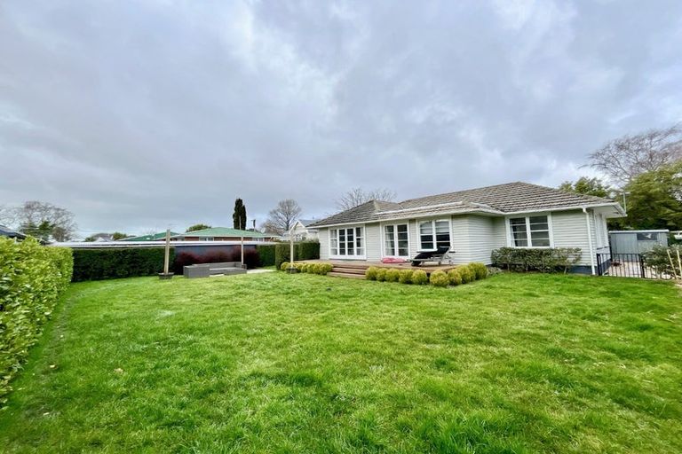 Photo of property in 1/135 Champion Street, Edgeware, Christchurch, 8013