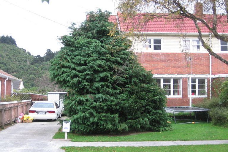 Photo of property in 39 Milne Crescent, Taita, Lower Hutt, 5011