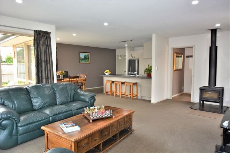 Photo of property in 11 Rochester Crescent, Rolleston, 7614