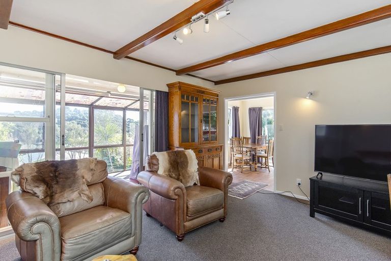 Photo of property in 18 Mamaku Street, Paraparaumu, 5032