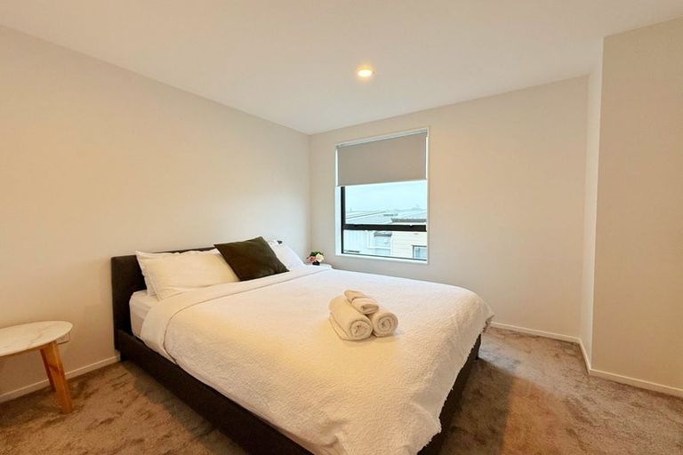 Photo of property in 9/32a Westgate Drive, Massey, Auckland, 0614