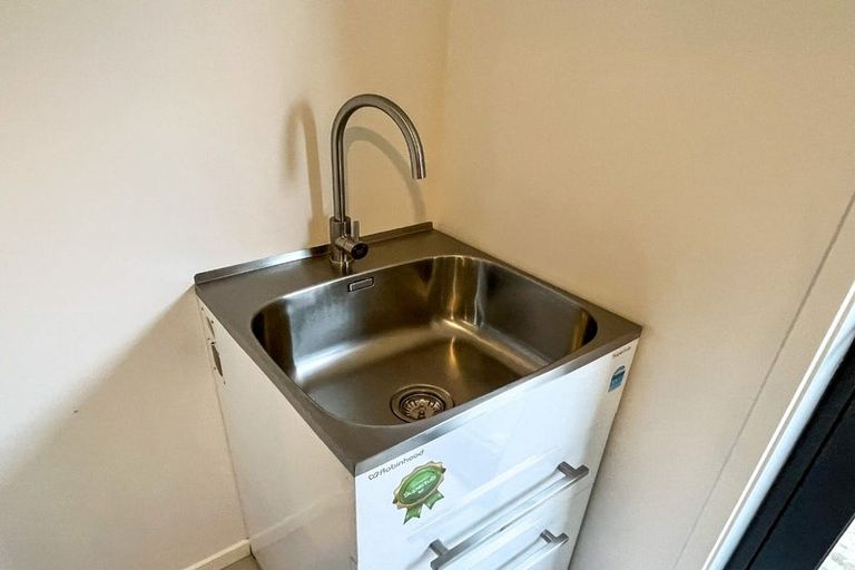 Photo of property in 42 Redbrook Road, Casebrook, Christchurch, 8051