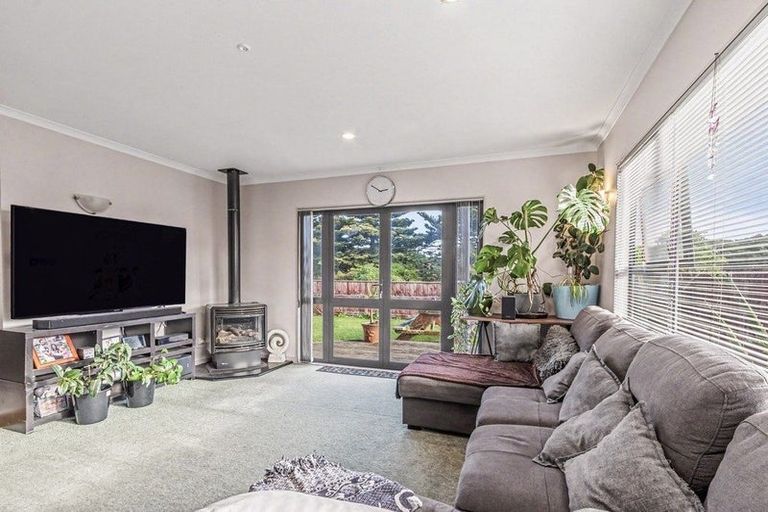 Photo of property in 7a Seafront Road, Castlecliff, Whanganui, 4501