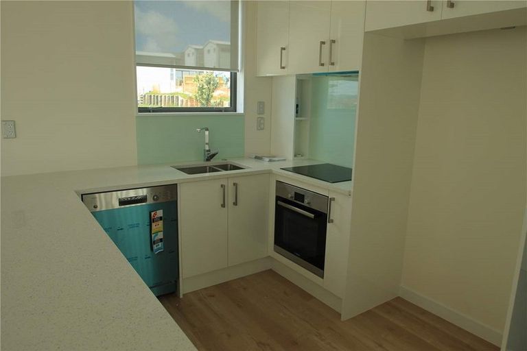 Photo of property in 20 Lockheed Street, Hobsonville, Auckland, 0618