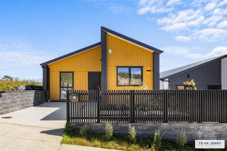 Photo of property in 42 Oopunga Road, Pukekohe, 2120