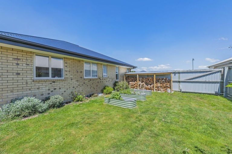 Photo of property in 23 Newbrook Terrace, Darfield, 7510