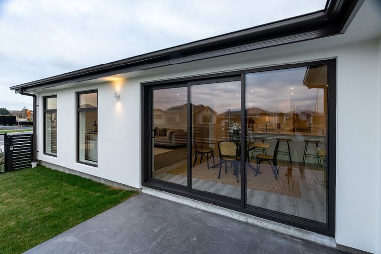 Photo of property in 35 Mcgarry Drive, Kaiapoi, 7630