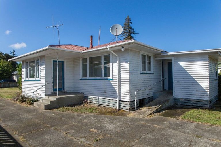 Photo of property in 297 High Street, Dannevirke, 4930