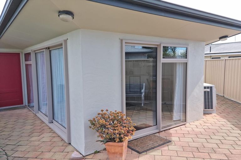 Photo of property in 69 Church Road, Taradale, Napier, 4112