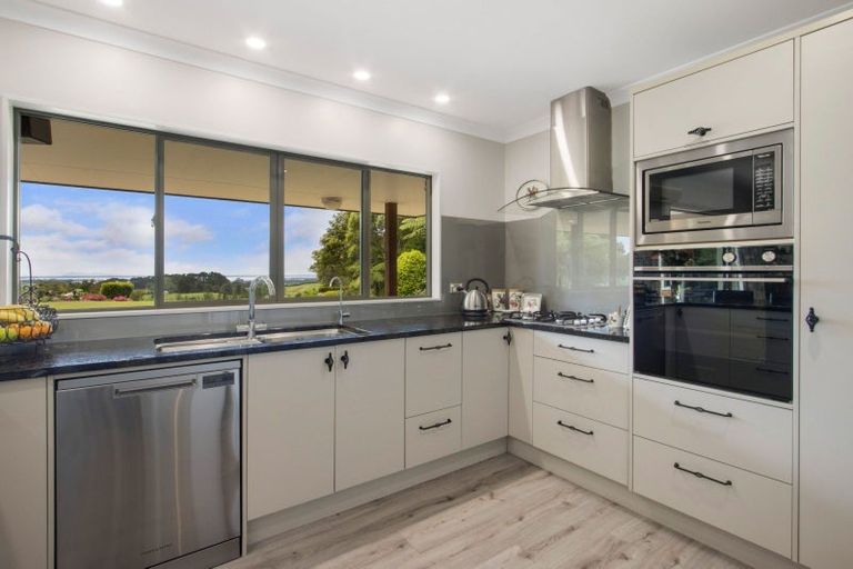 Photo of property in 281a Lund Road, Aongatete, 3178