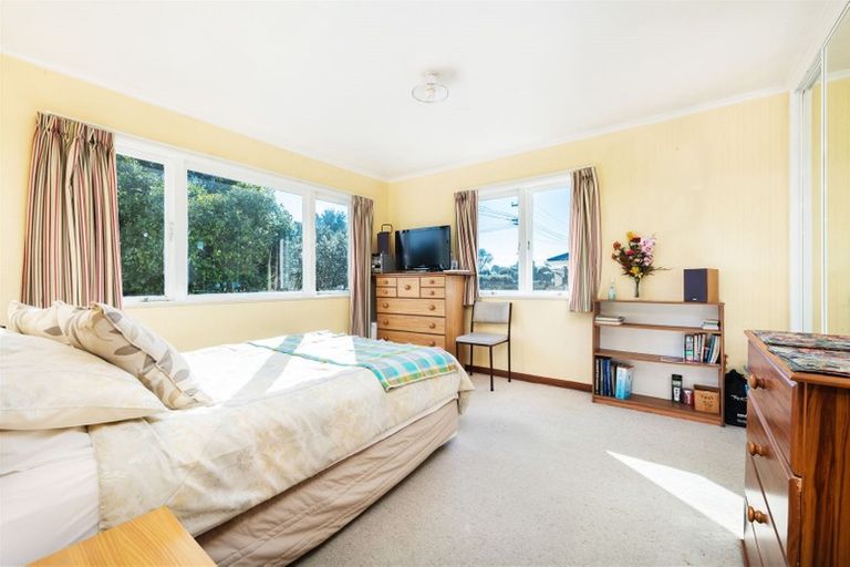Photo of property in 1/29 James Laurie Street, Henderson, Auckland, 0612