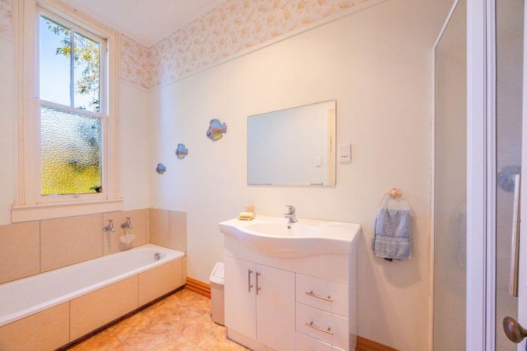 Photo of property in 10 Rose Street, Waipawa, 4210