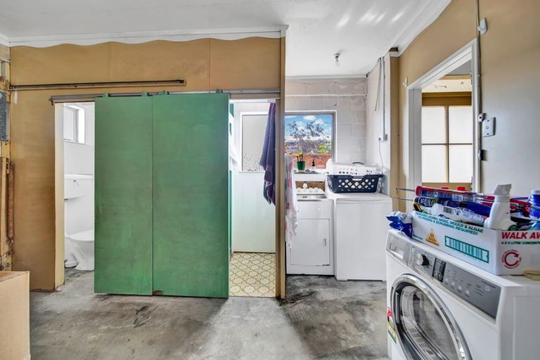 Photo of property in 312 Tukapa Street, Hurdon, New Plymouth, 4310