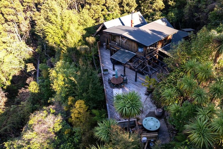 Photo of property in 100 Bachelors Road, Little River, 7591