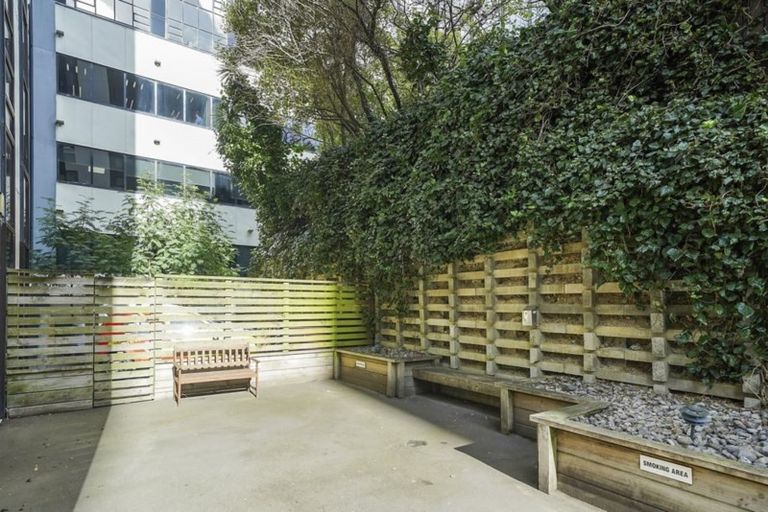 Photo of property in Stafford House, 11/38b The Terrace, Wellington Central, Wellington, 6011