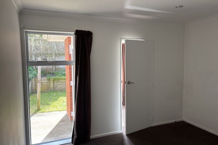 Photo of property in 11 Waimea Terrace, Beckenham, Christchurch, 8023