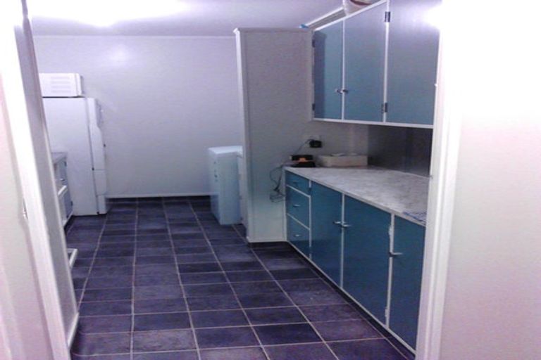 Photo of property in 55u6 Apu Crescent, Lyall Bay, Wellington, 6022