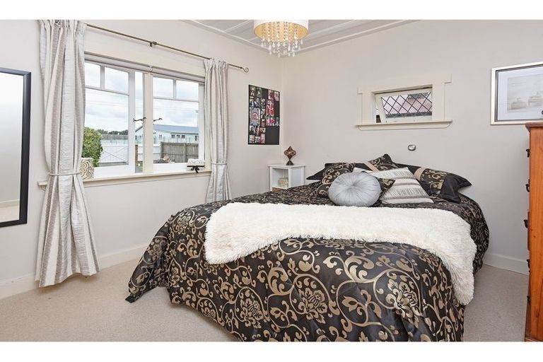 Photo of property in 30 Marne Road, Papakura, 2110