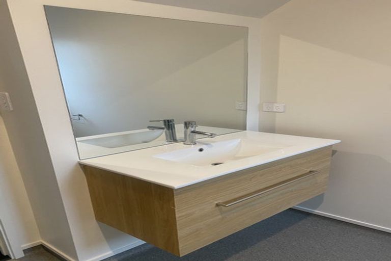 Photo of property in 1/24 Wharenui Road, Upper Riccarton, Christchurch, 8041