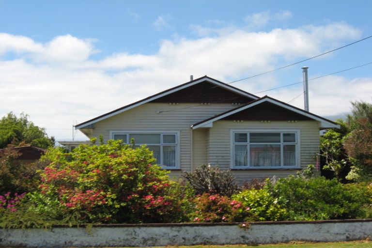 Photo of property in 149a Romilly Street, Westport, 7825