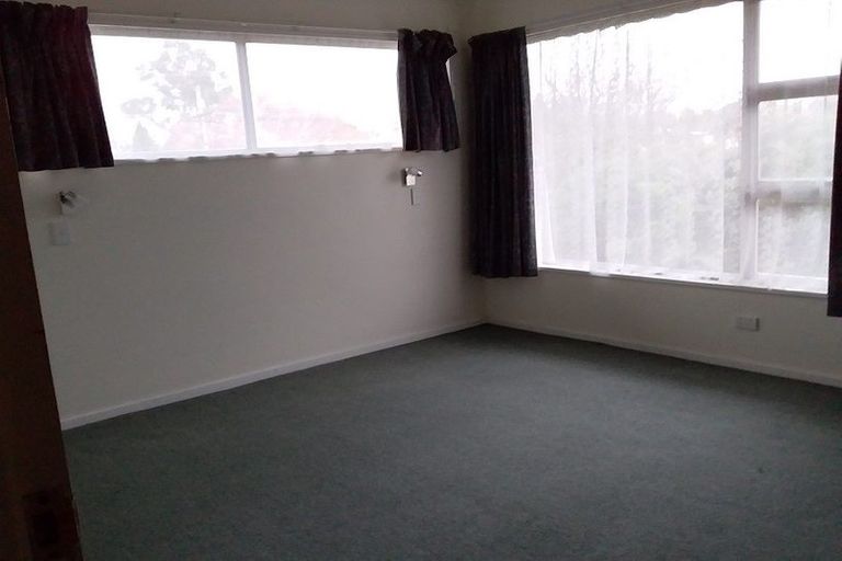 Photo of property in 32a Cornwall Street, Brooklands, New Plymouth, 4310